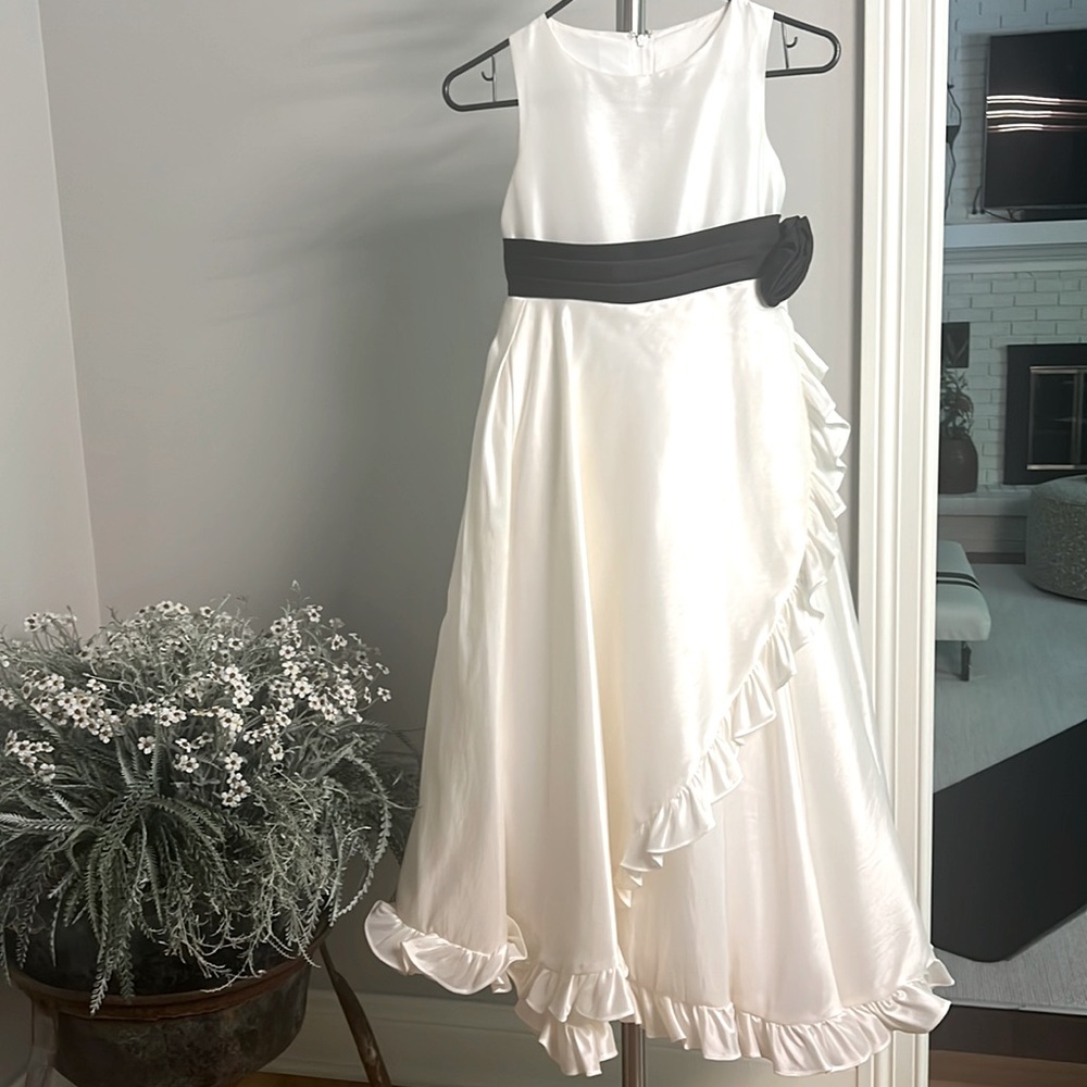 Girls white bridesmaid / wedding dress - worn once